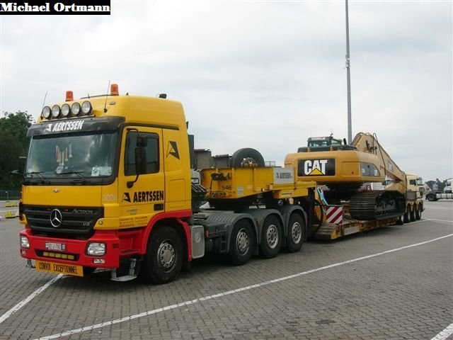 Aertssen MB Actros MP2 Tieflader-SZ 2