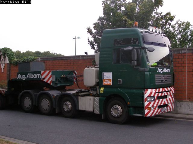 P8250370