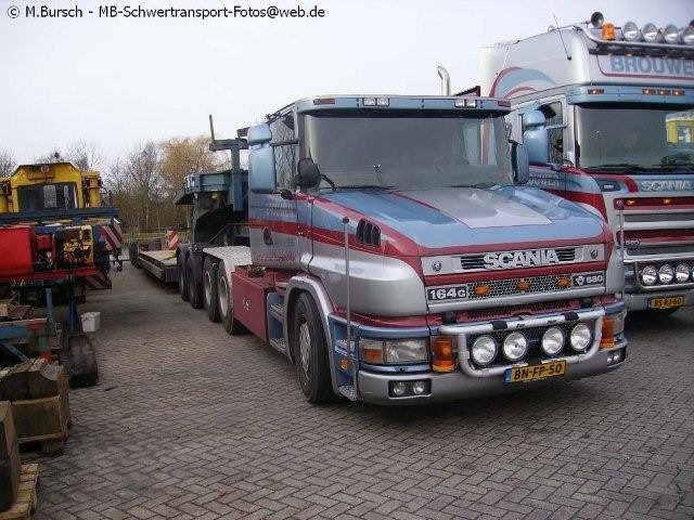 20080203 1766140003 schwertransportbilder 2007-12-08 00256[1]