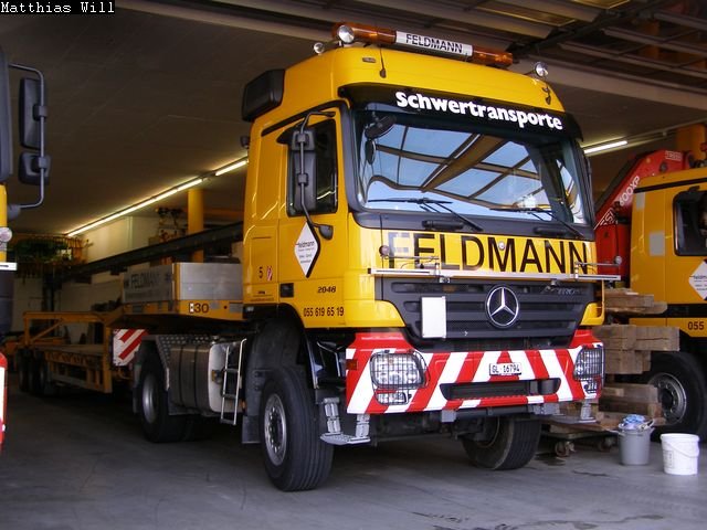 P5250198