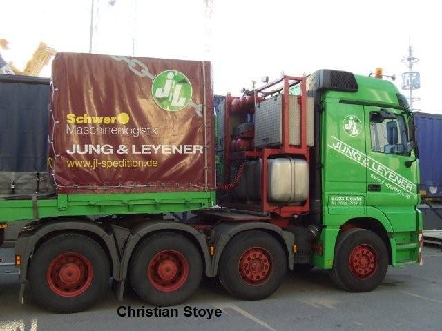 20080322 1910854537 jung  leyener mb actros titan 4153 -333