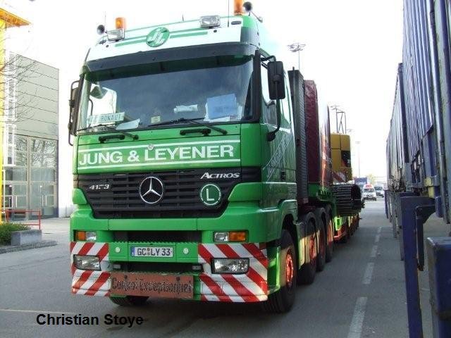 20080322 1995319483 jung  leyener mb actros titan 4153 -327