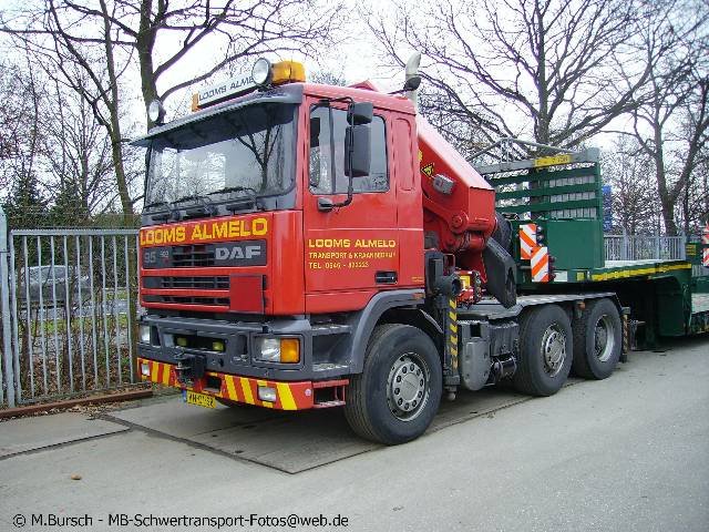 20080323 1760569368 daf-95-400-looms-vn01sb-bursch-151207-02