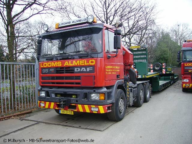 20080323 1913775043 daf-95-400-looms-vn01sb-bursch-151207-01