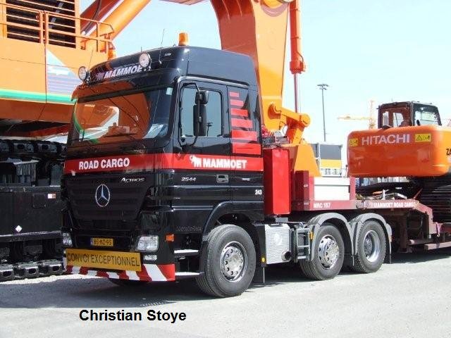 20080412 1766651558 mammoet mb actros 3a -442