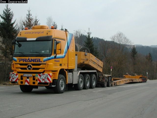 MB Actros Schwerlastzug Prangl GU800HR 1