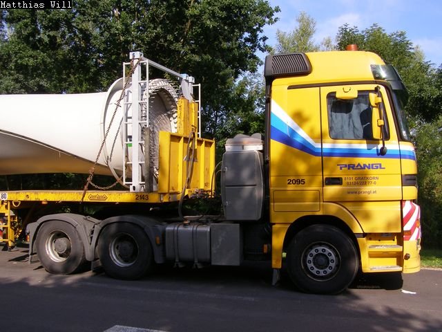P8100090