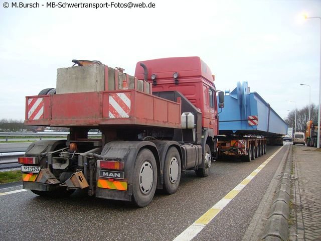 20080323 1633284296 man-fe460a-radl-1p19349-bursch-051207-03