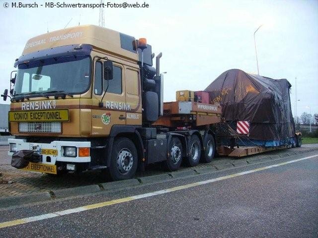 20080203 1074625228 schwertransportbilder 2007-12-05 00094