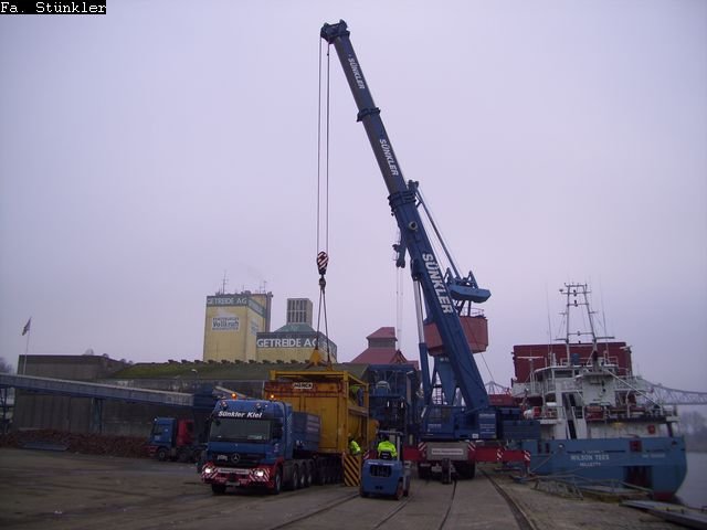 Tiefladertransporte Rendsburg Kreishafen Februar 2009 008