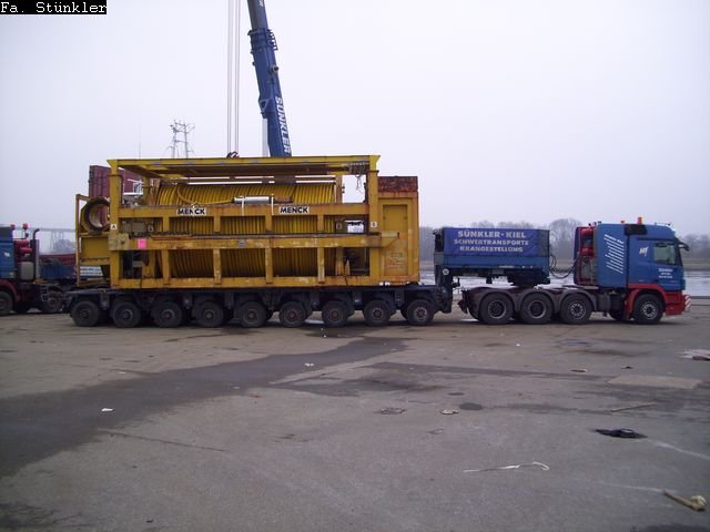 Tiefladertransporte Rendsburg Kreishafen Februar 2009 013