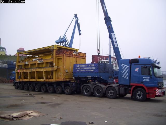 Tiefladertransporte Rendsburg Kreishafen Februar 2009 015