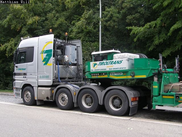 P9060598