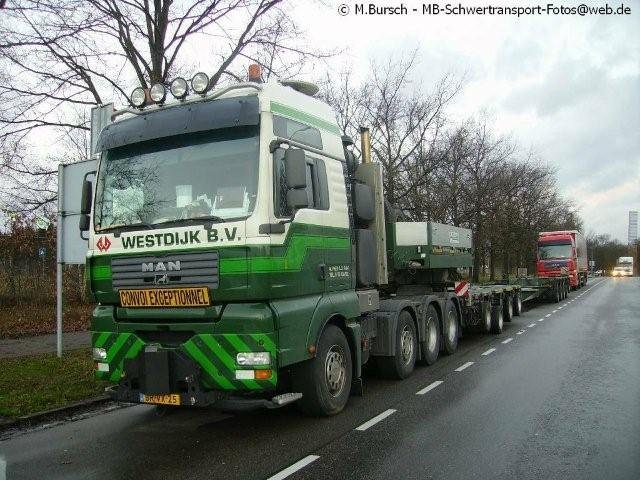 20080203 1051079966 schwertransportbilder 2007-12-07 00115