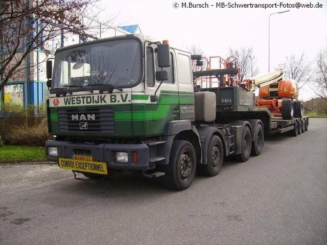 20080203 1534603192 schwertransportbilder 2007-12-08 00343