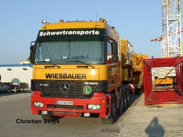 20080412 1052097981 35 wiesbauer mb actros titan 4153