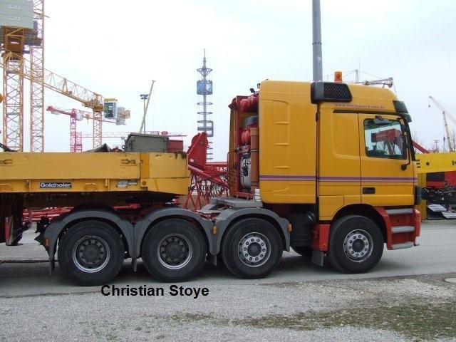 20080412 1372505379 70 wiesbauer mb actros titan 4160