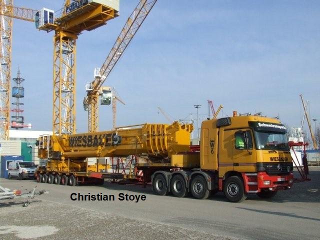 20080412 1507071982 46 wiesbauer mb actros titan 4153