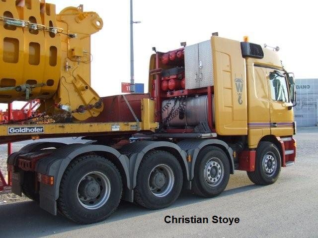 20080412 1566916415 61 wiesbauer mb actros titan 4153