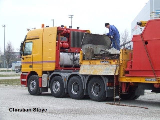 20080412 1899733787 77 wiesbauer mb actros titan 4160