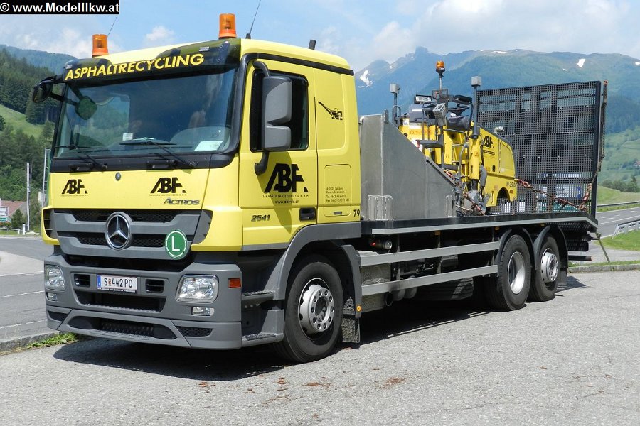 MB Actros 2541 Baumaschinentranporter ABF S442PC