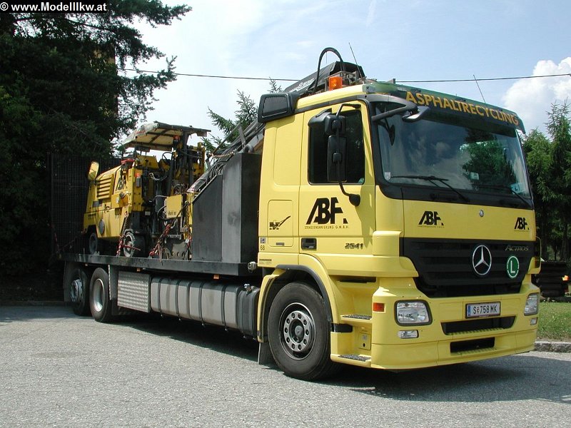 MB Actros 2541 Baumaschinentransporter ABF S758MK