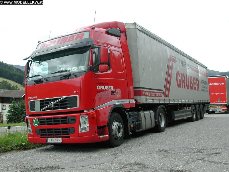 Volvo FH.440 Planensattelzug Gruber TA55GS