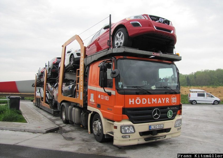 Hödlmayr  PE 1 fotografiert am Rastplatz Ohetal A 3 bei Hengersberg Bayern